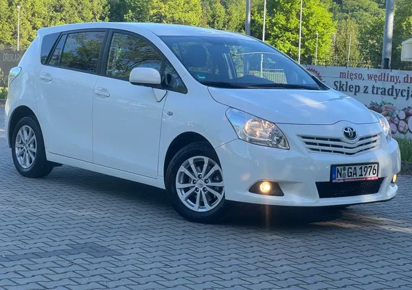 toyota Toyota Verso cena 39900 przebieg: 200000, rok produkcji 2013 z Jasień